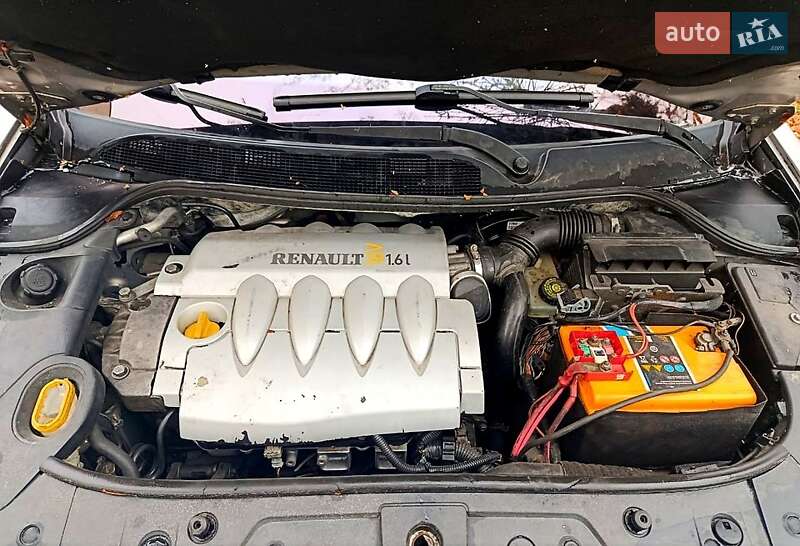 Универсал Renault Megane 2004 в Могилев-Подольске фото 5 Универсал Renault Megane 2004 в Могилев-Подольске