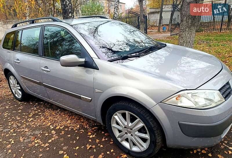 Универсал Renault Megane 2004 в Могилев-Подольске фото 12 Универсал Renault Megane 2004 в Могилев-Подольске