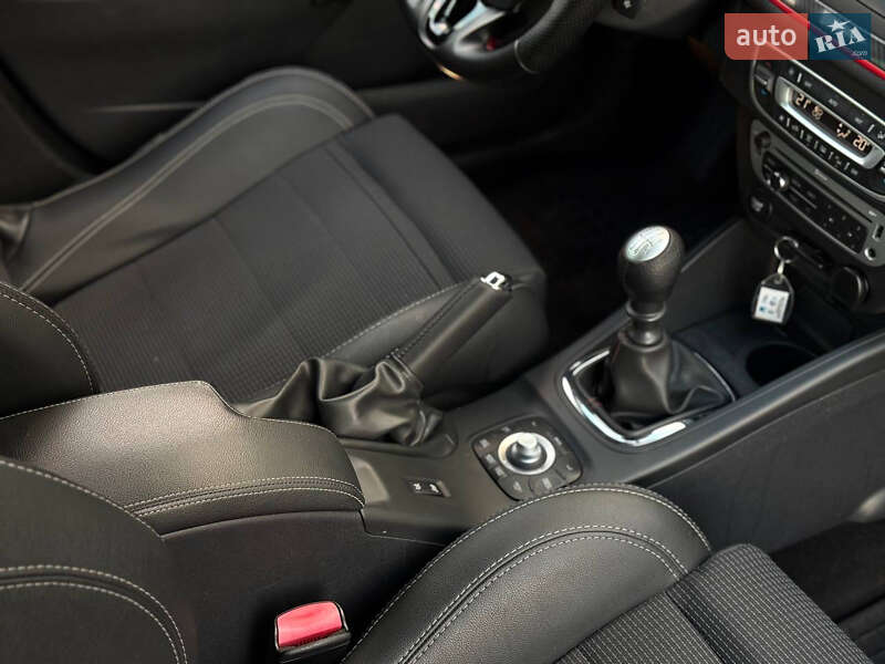 Универсал Renault Megane 2014 в Луцке фото 45 Универсал Renault Megane 2014 в Луцке