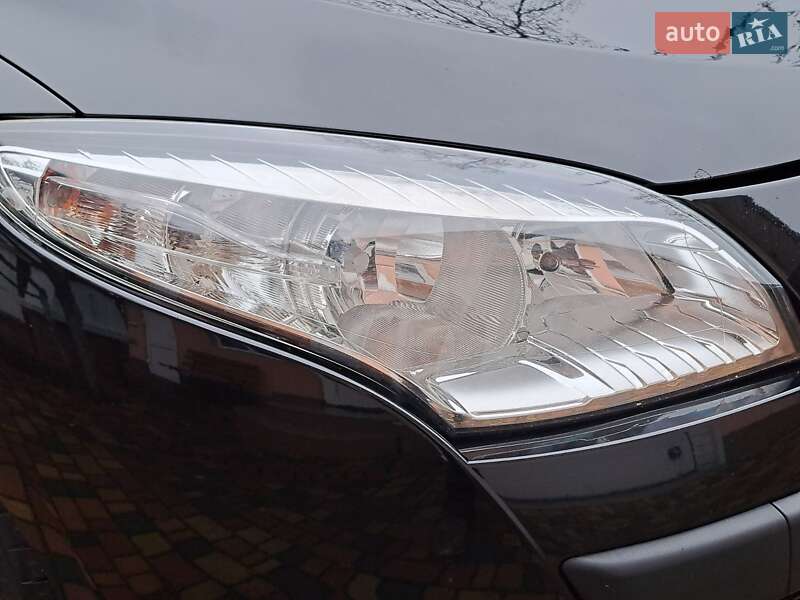 Универсал Renault Megane 2011 в Умани