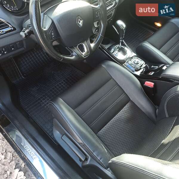 Универсал Renault Megane 2014 в Киеве фото 7 Универсал Renault Megane 2014 в Киеве