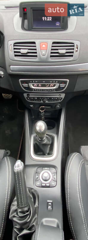 Универсал Renault Megane 2011 в Ровно фото 15 Универсал Renault Megane 2011 в Ровно