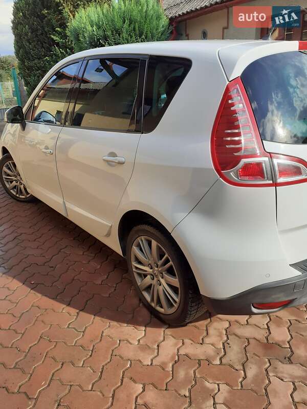 Універсал Renault Megane 2010 в Береговому