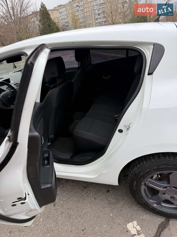 Хэтчбек Renault Megane 2014 в Кривом Роге