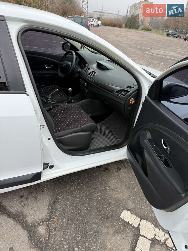 Хэтчбек Renault Megane 2014 в Кривом Роге