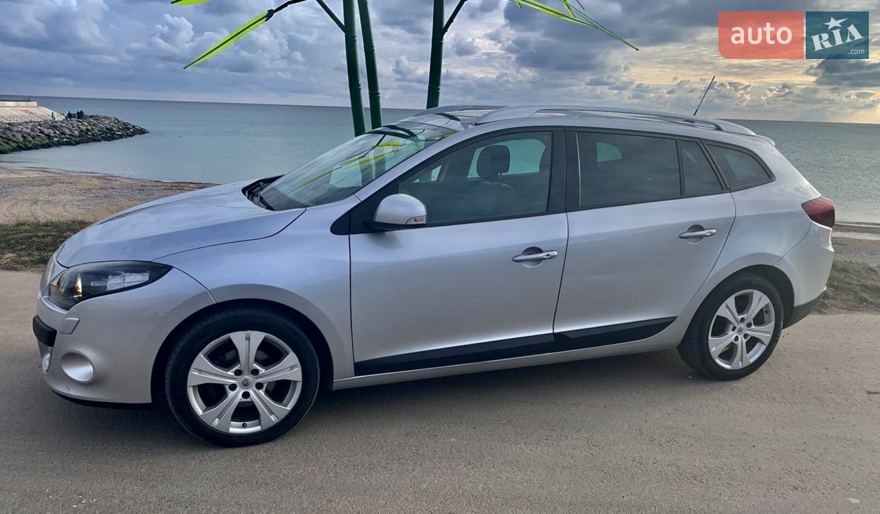 2010 Renault Megane - мініатюра 10