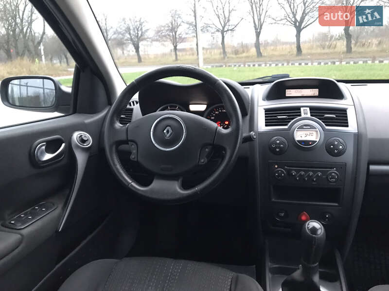 Універсал Renault Megane 2006 в Рівному фото 16 Універсал Renault Megane 2006 в Рівному
