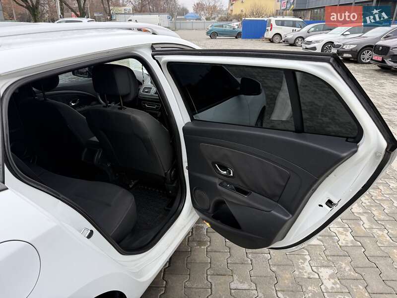Универсал Renault Megane 2012 в Ужгороде фото 23 Универсал Renault Megane 2012 в Ужгороде