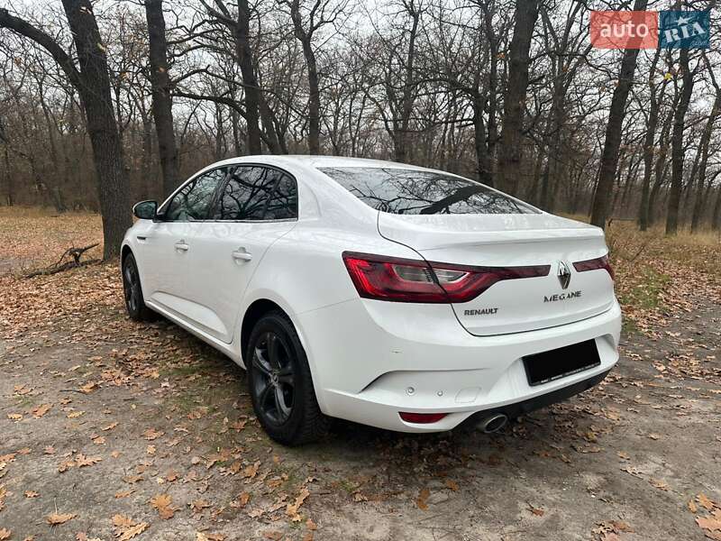 Седан Renault Megane 2019 в Дніпрі