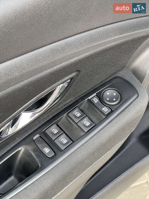 Універсал Renault Megane 2015 в Луцьку