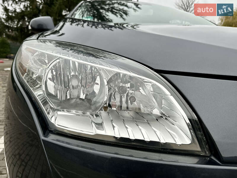 Хэтчбек Renault Megane 2010 в Луцке