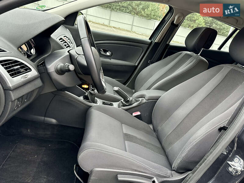 Хэтчбек Renault Megane 2010 в Луцке