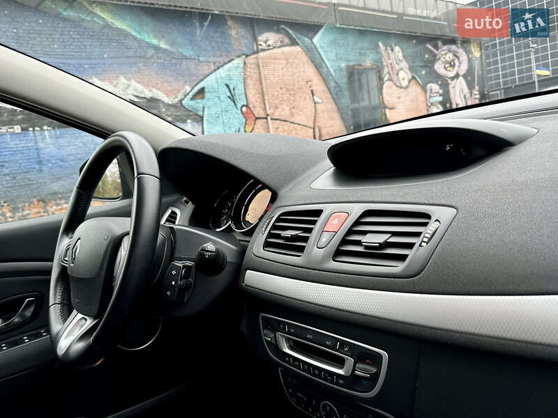 Хэтчбек Renault Megane 2010 в Луцке