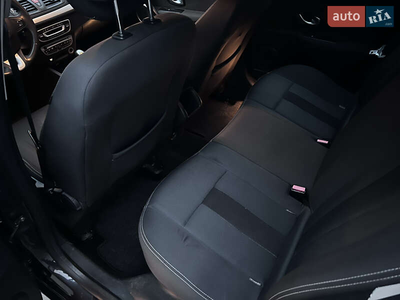 Хэтчбек Renault Megane 2009 в Луцке фото 14 Хэтчбек Renault Megane 2009 в Луцке