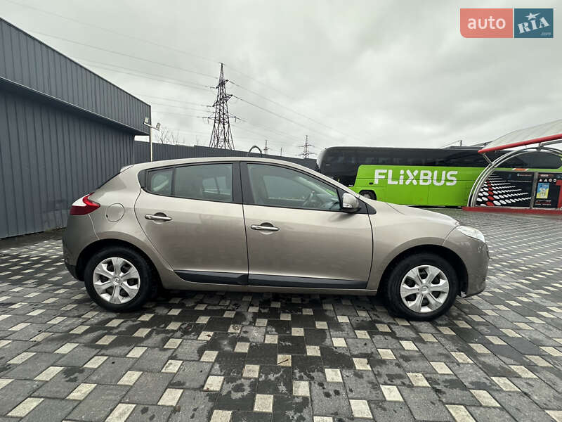 Хэтчбек Renault Megane 2010 в Полтаве