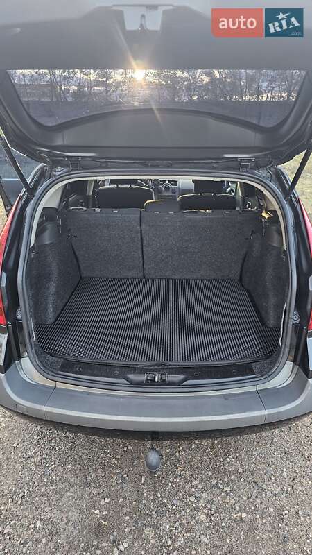 Универсал Renault Megane 2004 в Ромнах