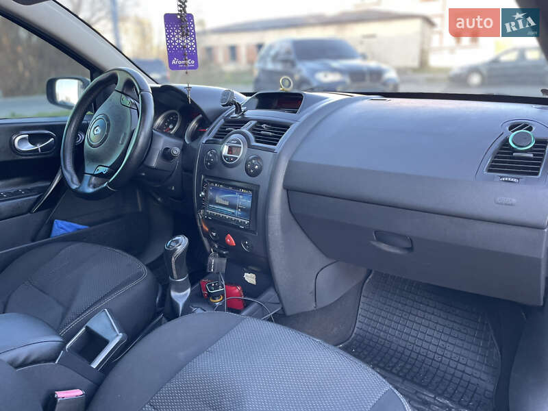 Универсал Renault Megane 2005 в Пустомытах