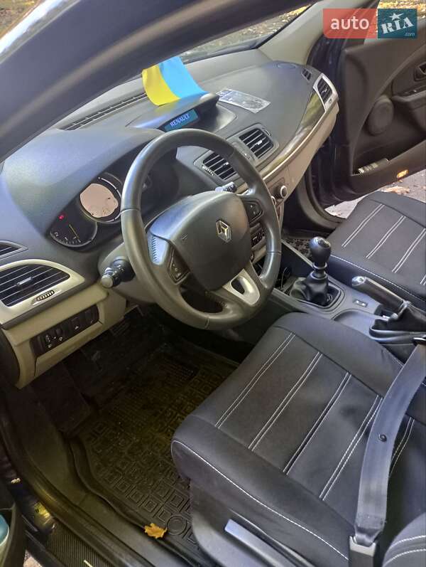 Универсал Renault Megane 2011 в Ярмолинцах фото 12 Универсал Renault Megane 2011 в Ярмолинцах