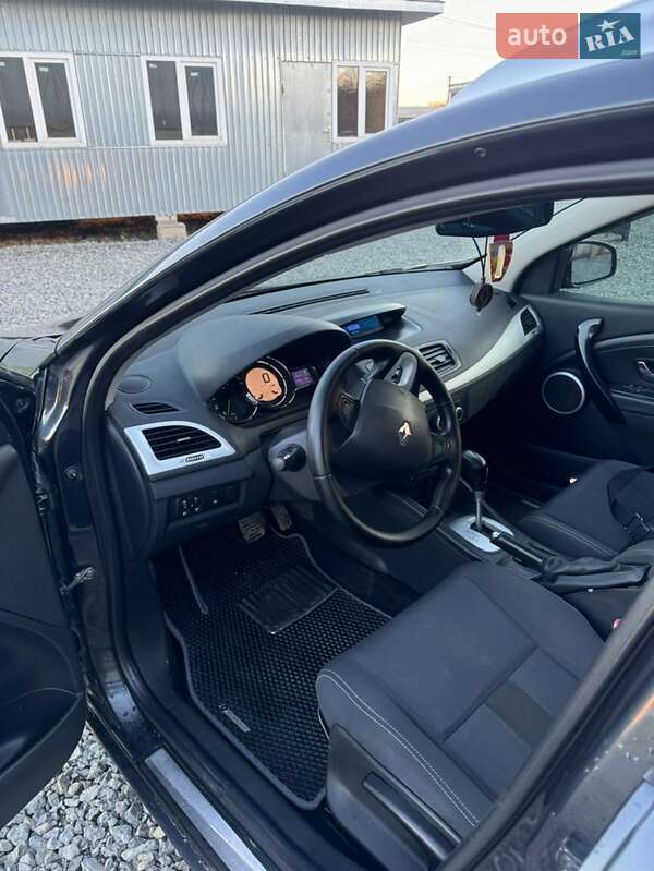 Универсал Renault Megane 2011 в Черновцах