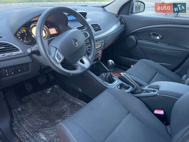 Універсал Renault Megane 2012 в Луцьку фото 18 Універсал Renault Megane 2012 в Луцьку