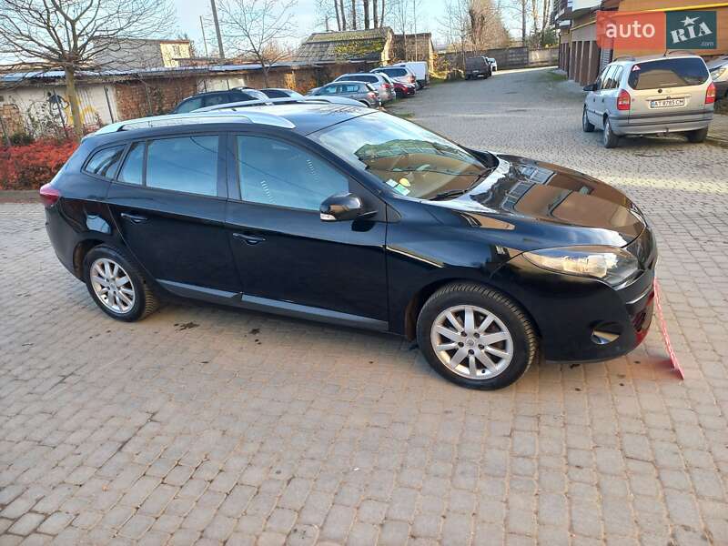 Универсал Renault Megane 2012 в Надворной фото 19 Универсал Renault Megane 2012 в Надворной