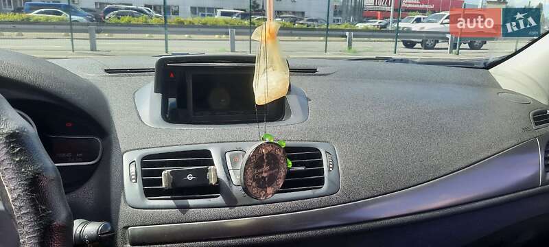 Хетчбек Renault Megane 2014 в Києві фото 14 Хетчбек Renault Megane 2014 в Києві