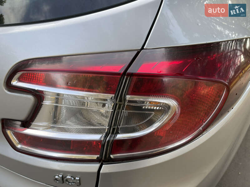 Универсал Renault Megane 2015 в Славуте фото 39 Универсал Renault Megane 2015 в Славуте