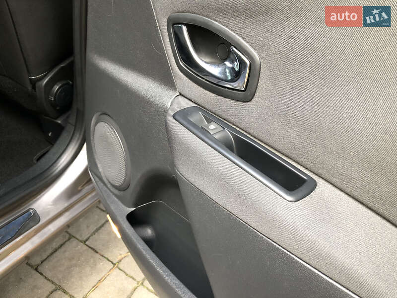 Універсал Renault Megane 2013 в Львові фото 47 Універсал Renault Megane 2013 в Львові