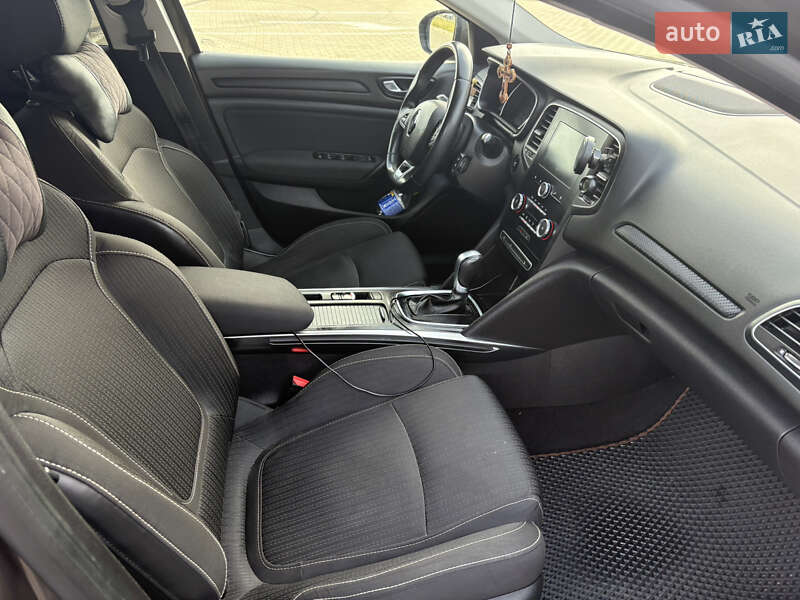 Седан Renault Megane 2017 в Василькові