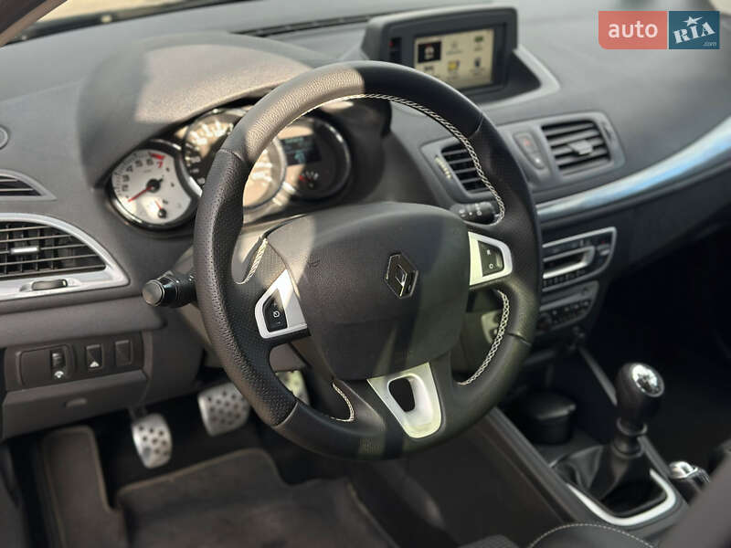 Универсал Renault Megane 2011 в Каменском фото 32 Универсал Renault Megane 2011 в Каменском