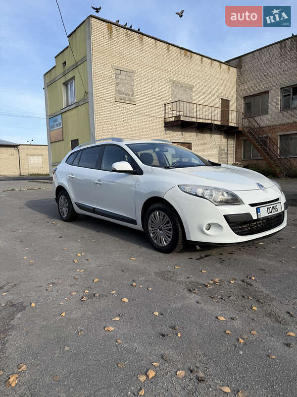 Универсал Renault Megane 2010 в Казатине фото 2 Универсал Renault Megane 2010 в Казатине