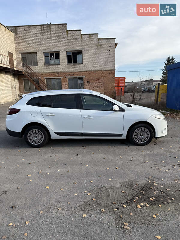 Универсал Renault Megane 2010 в Казатине фото 5 Универсал Renault Megane 2010 в Казатине