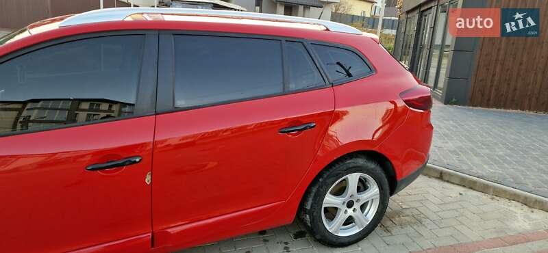 Универсал Renault Megane 2014 в Львове фото 8 Универсал Renault Megane 2014 в Львове