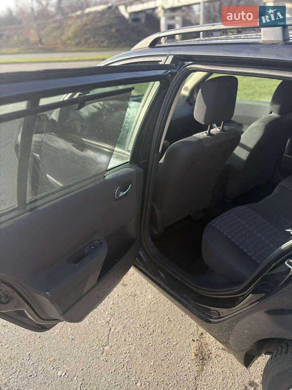 Универсал Renault Megane 2006 в Лубнах фото 14 Универсал Renault Megane 2006 в Лубнах