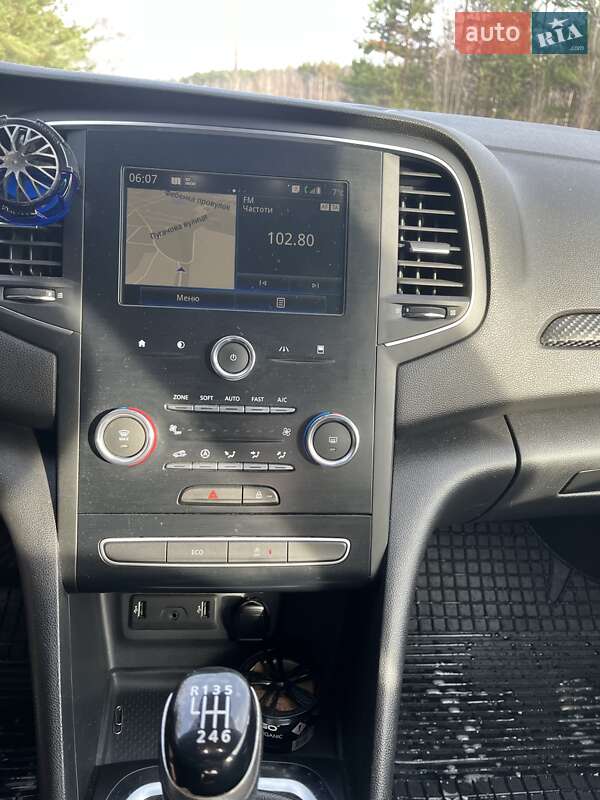 Универсал Renault Megane 2018 в Ахтырке фото 9 Универсал Renault Megane 2018 в Ахтырке