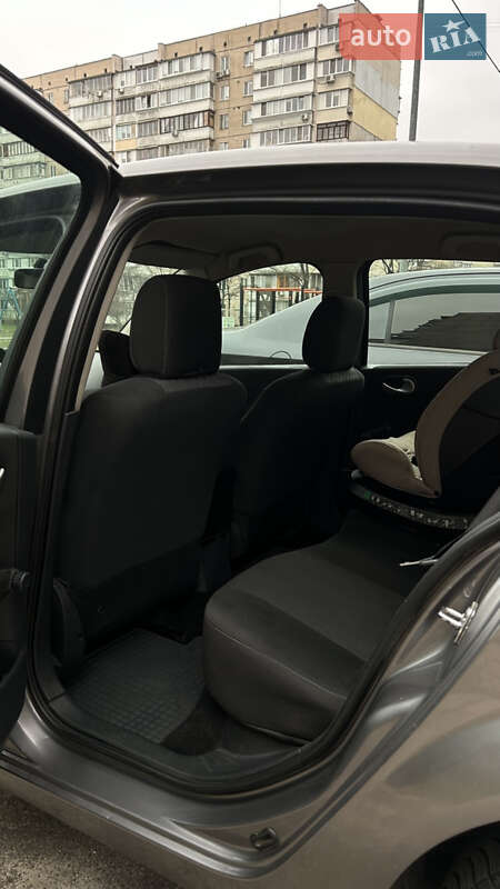 Седан Renault Megane 2008 в Киеве