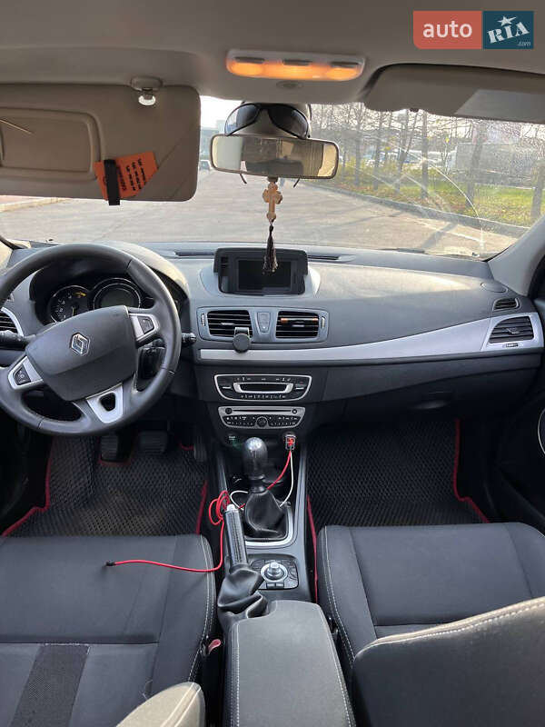 Універсал Renault Megane 2011 в Умані фото 25 Універсал Renault Megane 2011 в Умані