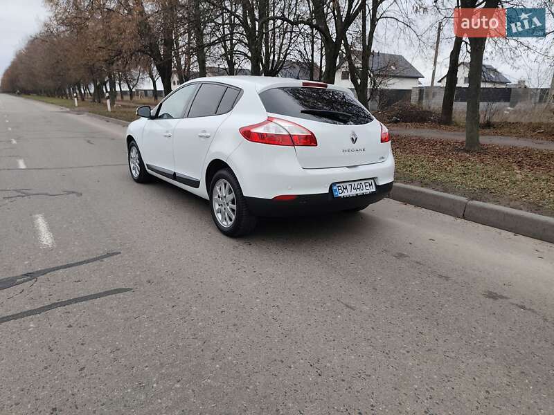 Хэтчбек Renault Megane 2011 в Сумах