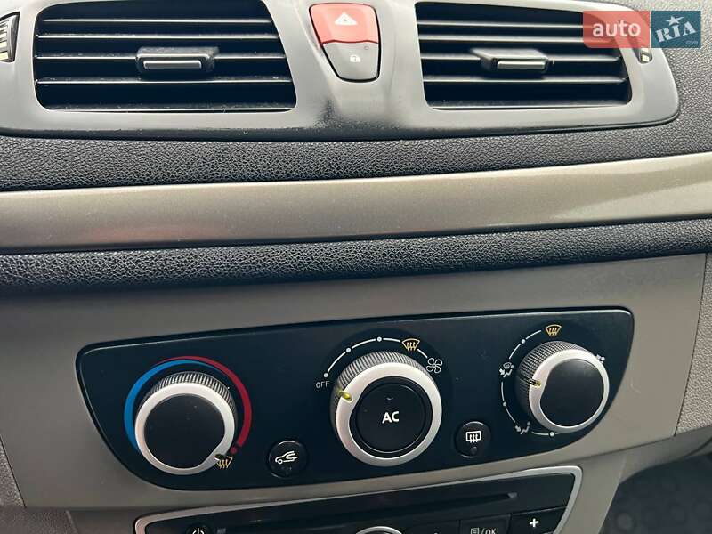 Универсал Renault Megane 2010 в Лубнах фото 39 Универсал Renault Megane 2010 в Лубнах