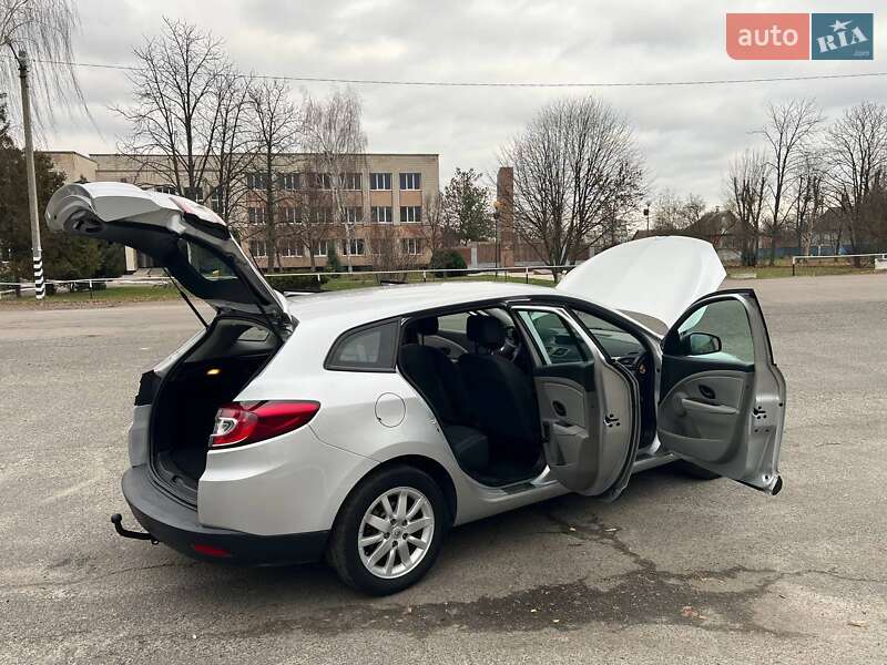 Универсал Renault Megane 2010 в Лубнах фото 65 Универсал Renault Megane 2010 в Лубнах