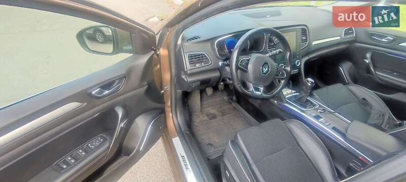 Универсал Renault Megane 2017 в Киеве фото 33 Универсал Renault Megane 2017 в Киеве