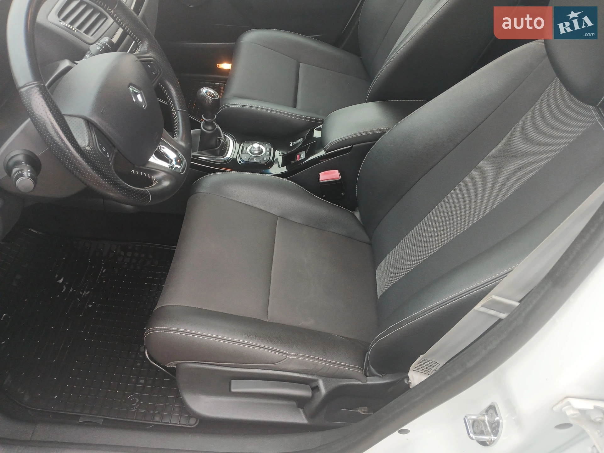 2013 Renault Megane - мініатюра 19
