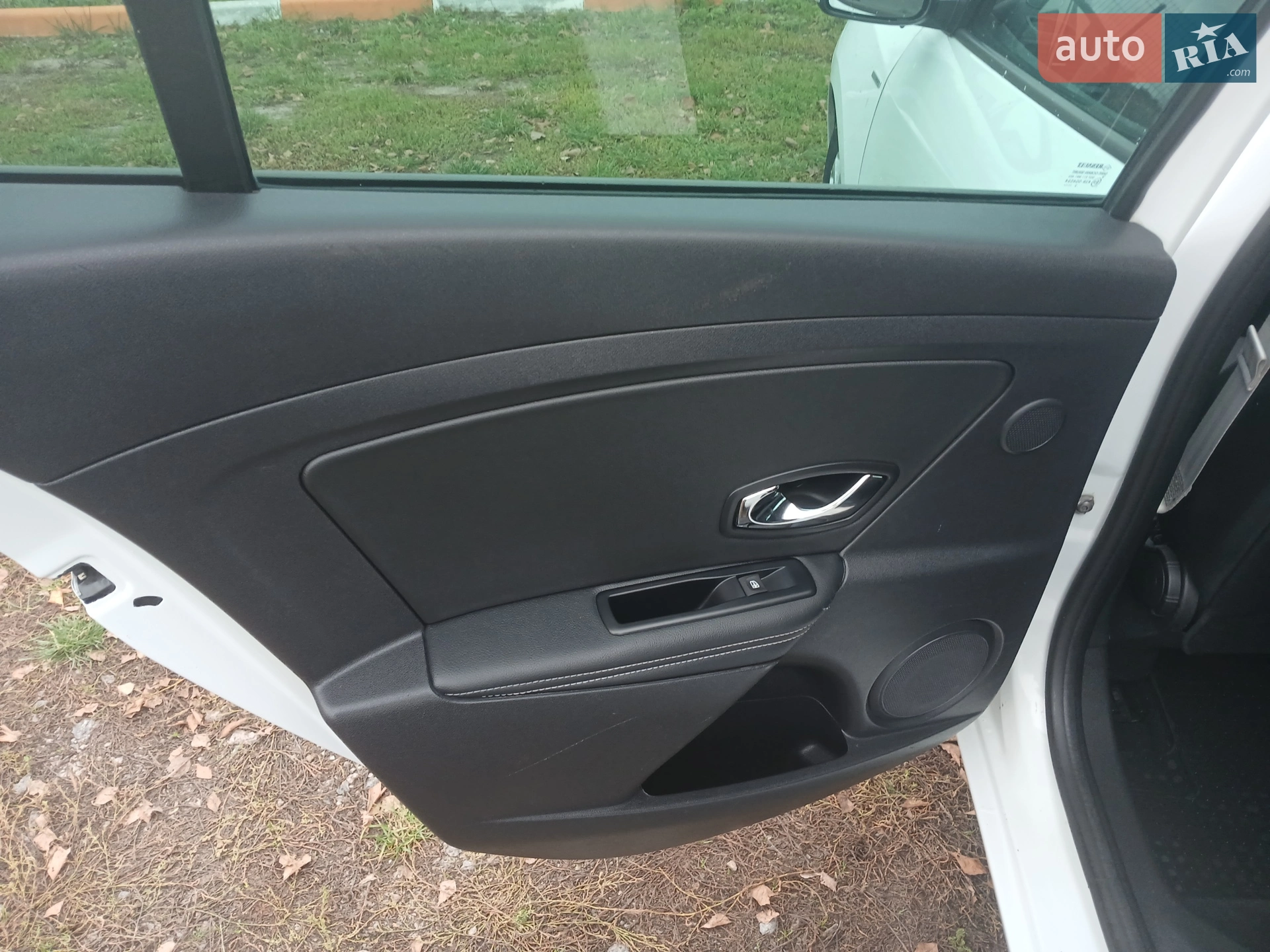 2013 Renault Megane - мініатюра 24