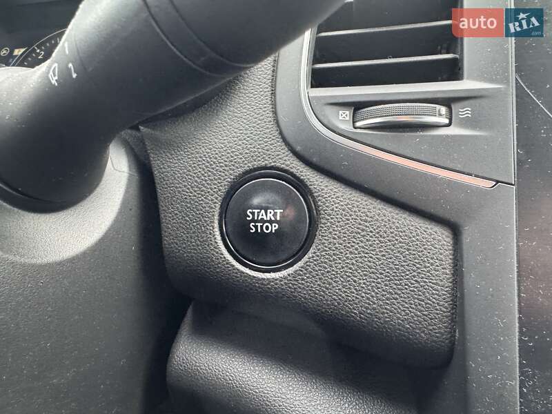 Универсал Renault Megane 2017 в Киеве фото 21 Универсал Renault Megane 2017 в Киеве