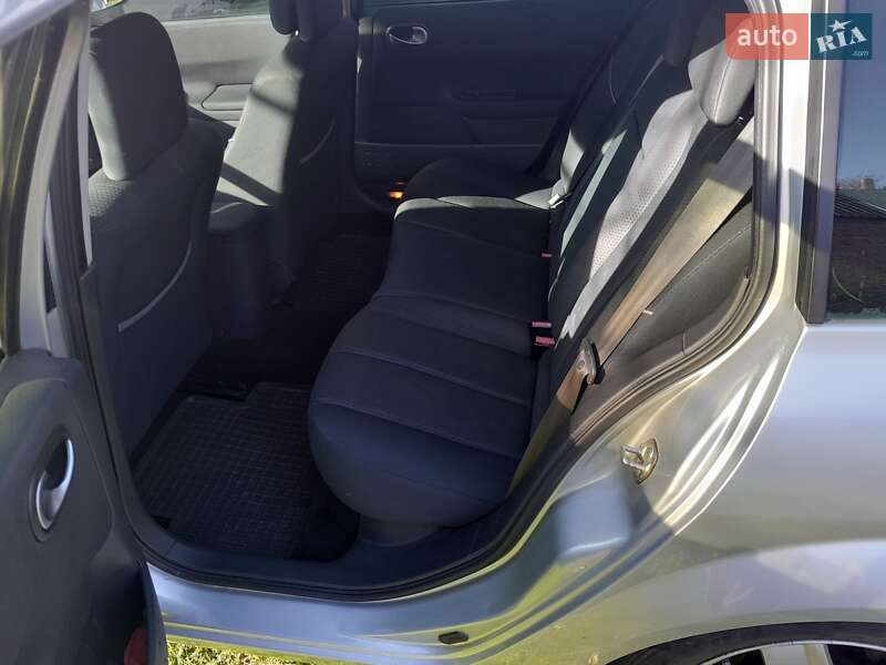 Универсал Renault Megane 2004 в Чигирине фото 9 Универсал Renault Megane 2004 в Чигирине