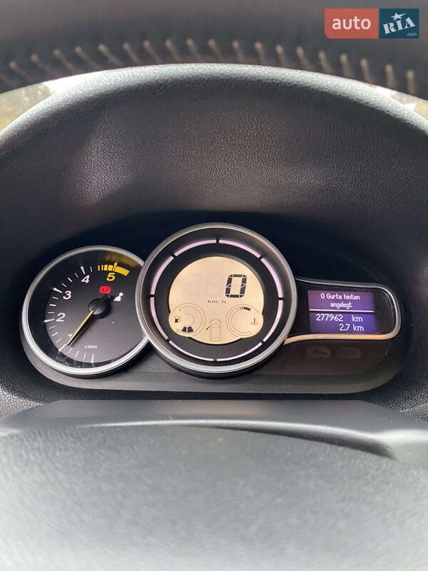 Универсал Renault Megane 2011 в Ровно фото 31 Универсал Renault Megane 2011 в Ровно