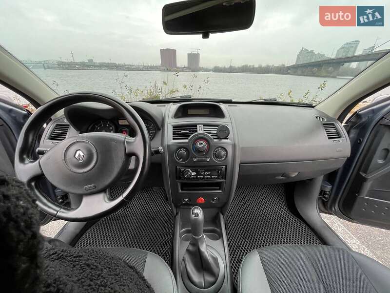 Хэтчбек Renault Megane 2006 в Киеве