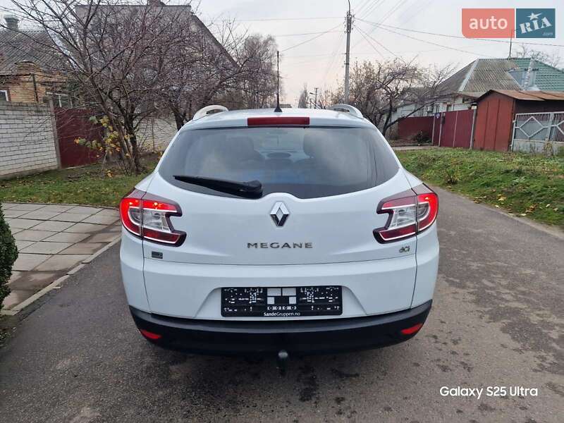 Универсал Renault Megane 2011 в Черкассах фото 11 Универсал Renault Megane 2011 в Черкассах