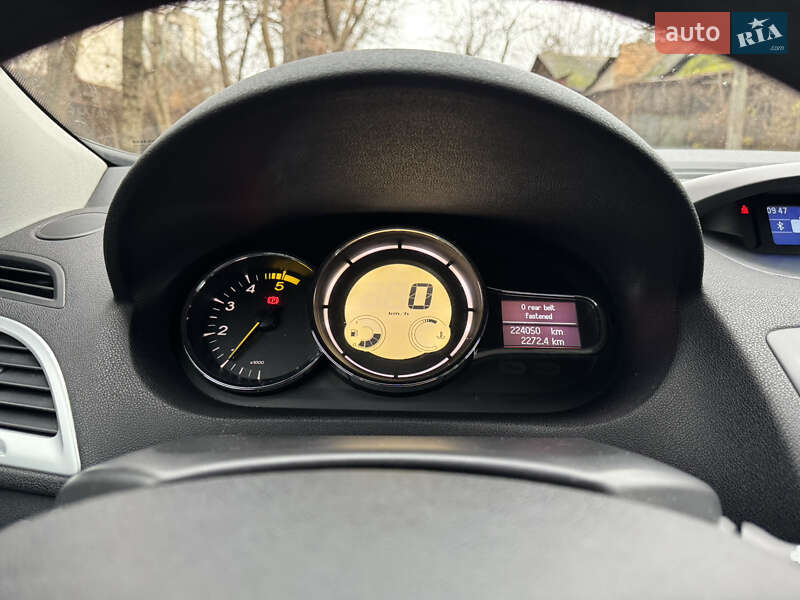 Хэтчбек Renault Megane 2009 в Киеве фото 13 Хэтчбек Renault Megane 2009 в Киеве