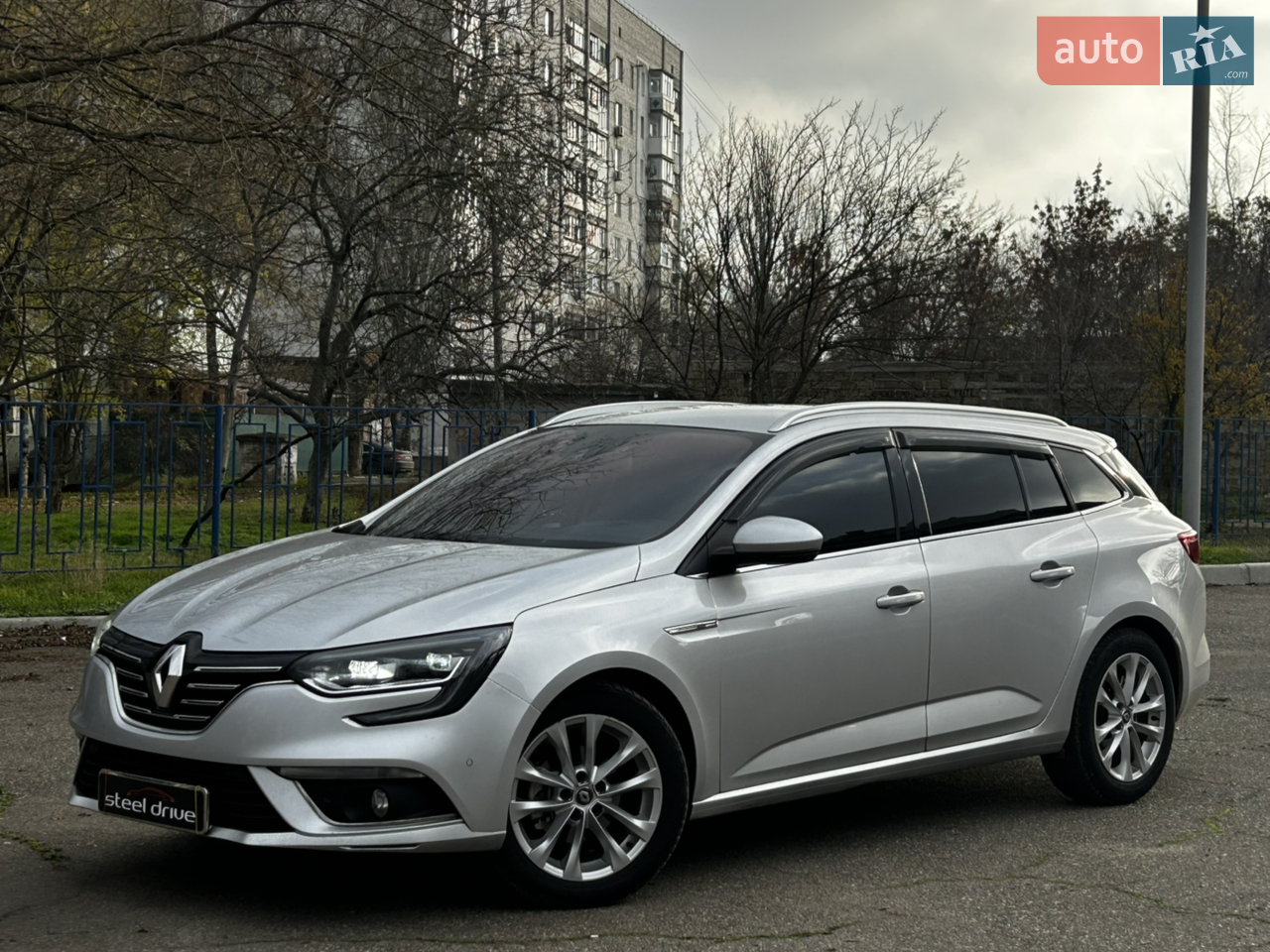 2017 Renault Megane - мініатюра 10